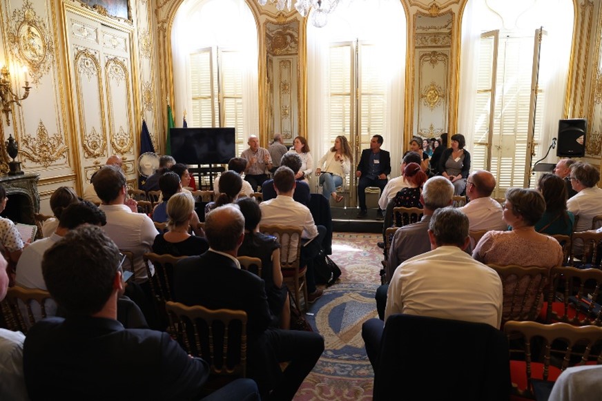 Invited guests at the Irish Embassy in Paris
